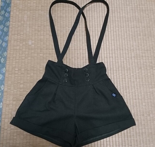 サイズl サスペンダー付きショートパンツ 秋冬用 カーキグリーン ラブトキシック Lovetoxic 新品 中古のオークション モバオク サイズl サスペンダー付きショートパンツ 秋冬用 カーキグリーン ラブトキシック Lovetoxic 新品 中古のオークション モバオク