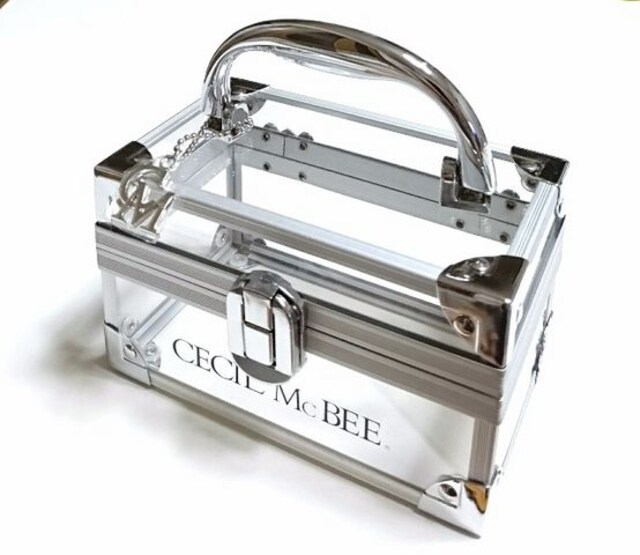 セシルマクビー ノベルティー ロゴ入り アクセサリー ボックス セシルマクビー Cecil Mcbee 新品 中古のオークション モバオク セシルマクビー ノベルティー ロゴ入り アクセサリー ボックス セシルマクビー Cecil Mcbee 新品 中古のオークション モバオク