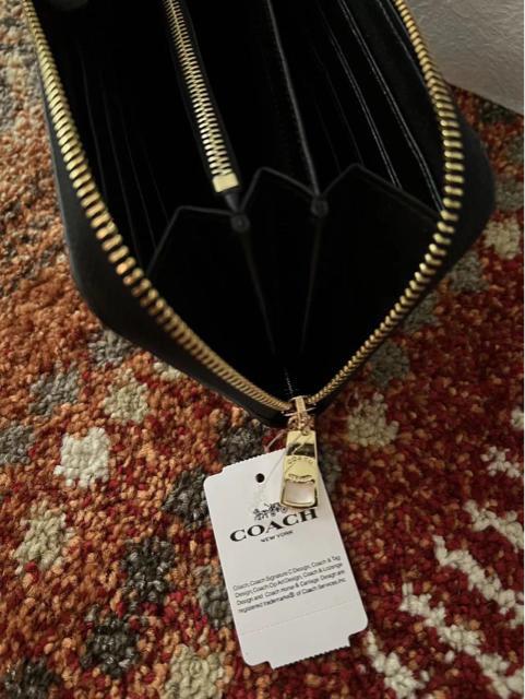 新品 大人気 コーチCOACH 型押し長財布 ブラック | コーチ/Coach 新品 大人気 コーチCOACH 型押し長財布 ブラック | コーチ/Coach