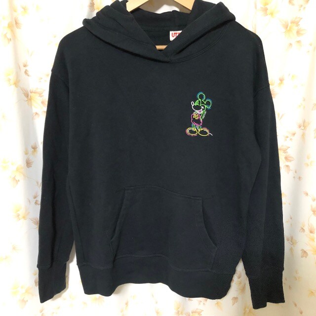 ユニクロ Ut Disneyミッキーパーカーm 新品 中古のオークション モバオク ユニクロ Ut Disneyミッキーパーカーm 新品 中古のオークション モバオク