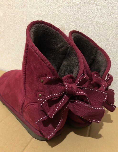 2つのリボンが可愛い ムートンブーツ 新品 中古のオークション モバオク 2つのリボンが可愛い ムートンブーツ 新品 中古のオークション モバオク