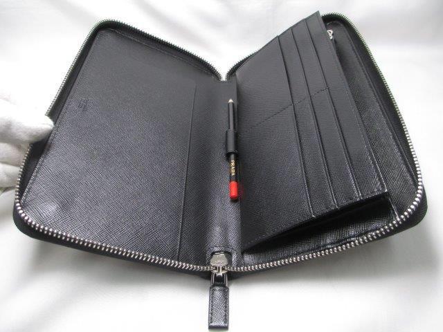 超美品 プラダ ラウンドファスナー 長財布 トラベルケース 黒 | プラダ ...