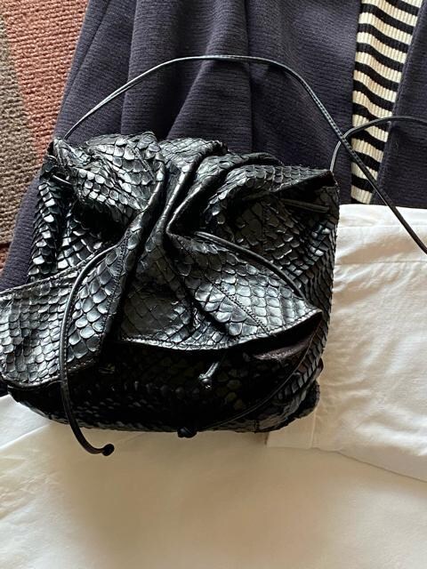 極美品 Theoryセオリー ワイドパンツ アンタイトル ワールド カルロスファルチ パイソン ショルダーバッグ セオリー Theory 新品 中古のオークション モバオク 極美品 Theoryセオリー ワイドパンツ アンタイトル ワールド カルロスファルチ パイソン ショルダーバッグ セオリー Theory 新品 中古のオークション モバオク