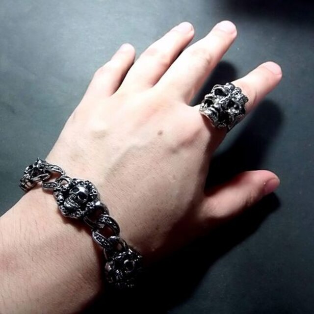 送料無料 ゴシック スカル ガイコツ 骸骨 がいこつ ブレスレット メンズ 男性アクセサリー 時計 新品 中古のオークション モバオク