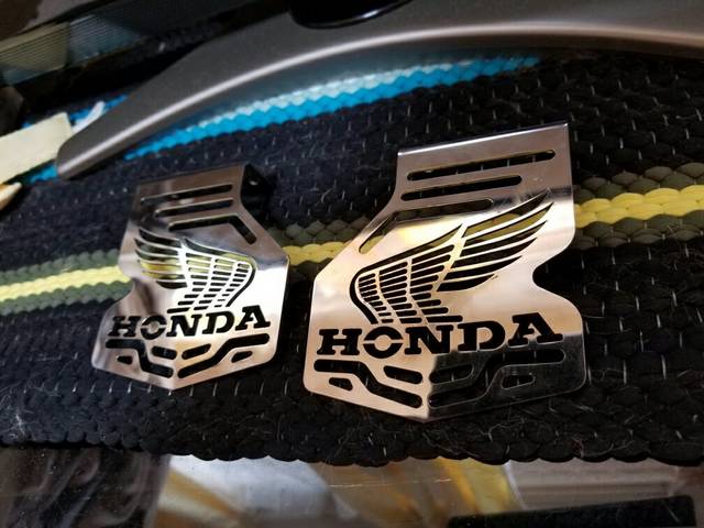 【正規品】 CBX.CBR400F.550F.希少初期ウィングマークキャブカバー技研刻印入り - カウル、フェンダー、外装