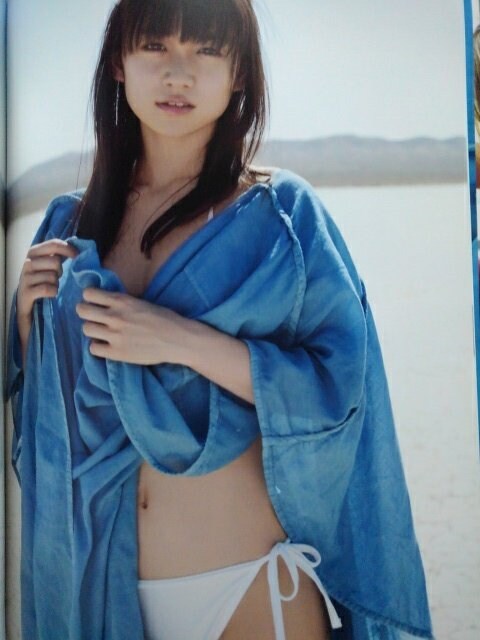 大島優子写真集 君は誰のもの タレントグッズ 新品 中古のオークション モバオク 大島優子写真集 君は誰のもの タレントグッズ 新品 中古のオークション モバオク