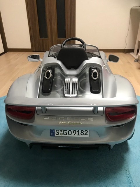Avigo アヴィーゴ　6v ポルシェ918 電動乗用カー　スパイダー Avigo アヴィーゴ 6V ポルシェ918 電動乗用カー おもちゃ