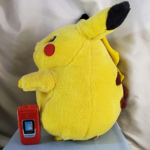 激レア！おしゃべりピカチュウ特大貯金箱 おしゃべり ピカチュウ 特大貯金箱 カール - メルカリ