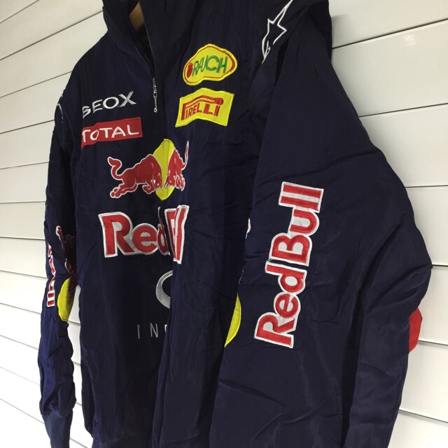 ジャンパー Mサイズ レッドブル レーシングジャケット 男性ファッション 新品 中古のオークション モバオク No ジャンパー Mサイズ レッドブル レーシングジャケット 男性ファッション 新品 中古のオークション モバオク No