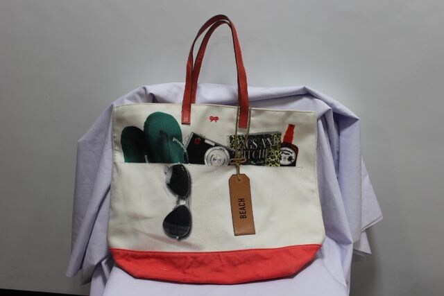 アニヤハインドマーチ だまし絵キャンバス レザートートバッグ アニヤハインドマーチ Anya Hindmarch 新品 中古のオークション モバオク アニヤハインドマーチ だまし絵キャンバス レザートートバッグ アニヤハインドマーチ Anya Hindmarch 新品 中古のオークション モバオク