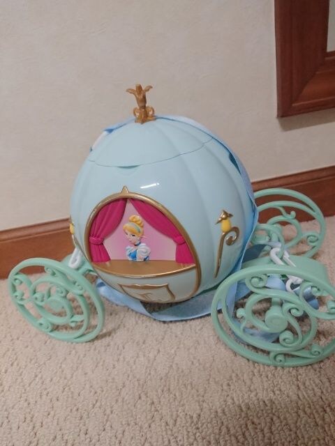 ディズニー シンデレラ 馬車 ポップコーンバケット 新品 中古のオークション モバオク