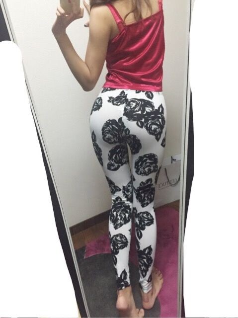 大輪花柄ぴちぴた白スパッツ 新品 中古のオークション モバオク 大輪花柄ぴちぴた白スパッツ 新品 中古のオークション モバオク