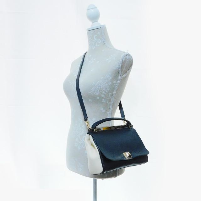 美品FURLAフルラ コルティナ ショルダーバッグ ポシェット 2WAY レザー