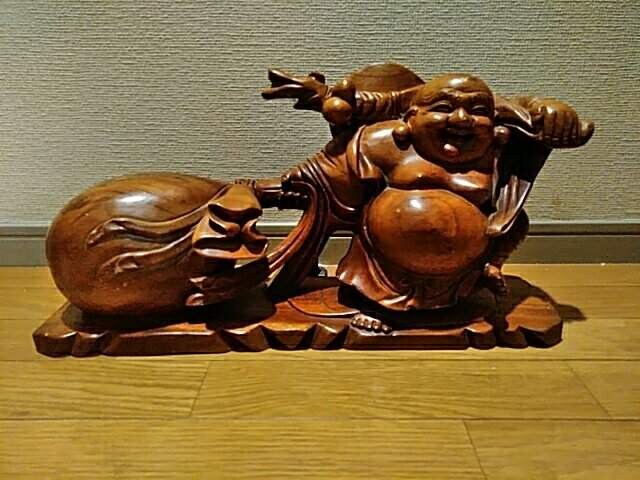 縁起物 一刀彫 布袋様 置物 インテリア ライフ 新品 中古のオークション モバオク