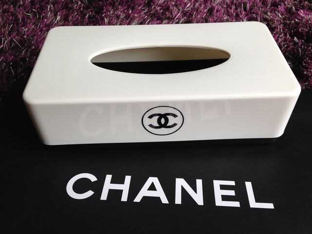 Chanel ティッシュケース 新品 中古のオークション モバオク