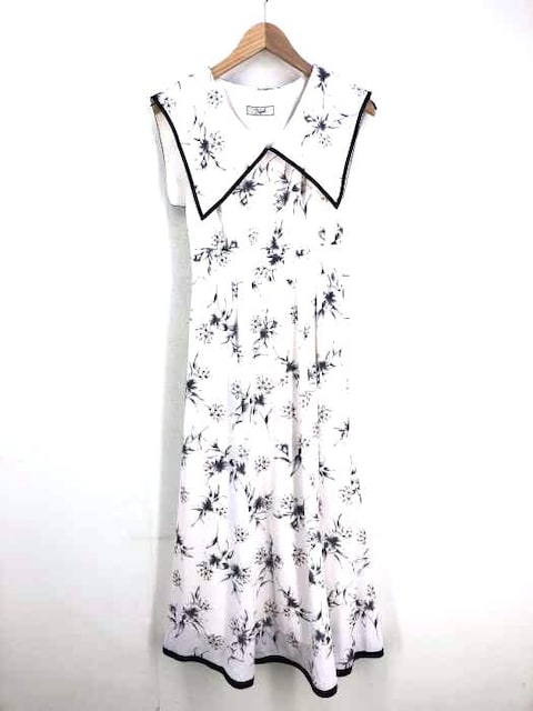Noela ノエラ フラワープリントセーラーカラーワンピワンピース 女性ファッション 新品 中古のオークション モバオク No Noela ノエラ フラワープリントセーラーカラーワンピワンピース 女性ファッション 新品 中古のオークション モバオク No