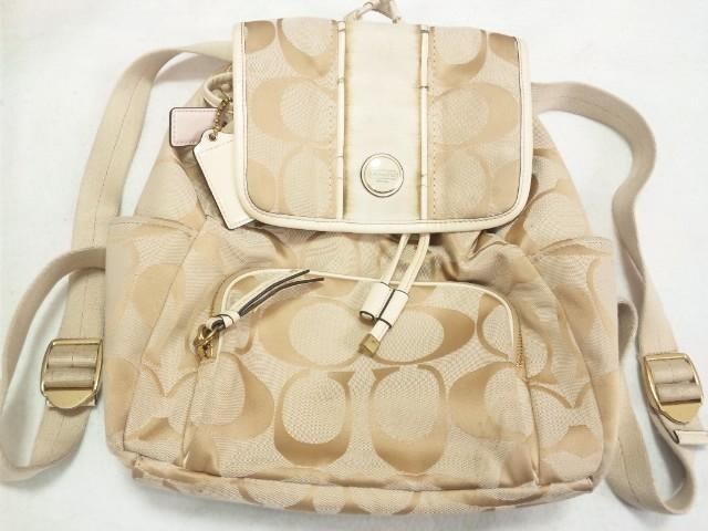 8769 Coachコーチデカシグネスチャー柄デザインの可愛いリュック確実本物 新品 中古のオークション モバオク 8769 Coachコーチデカシグネスチャー柄デザインの可愛いリュック確実本物 新品 中古のオークション モバオク