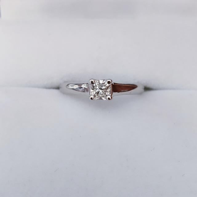 ティファニー ダイヤモンド ルシダ リング Pt950 0.25ct VVS-1