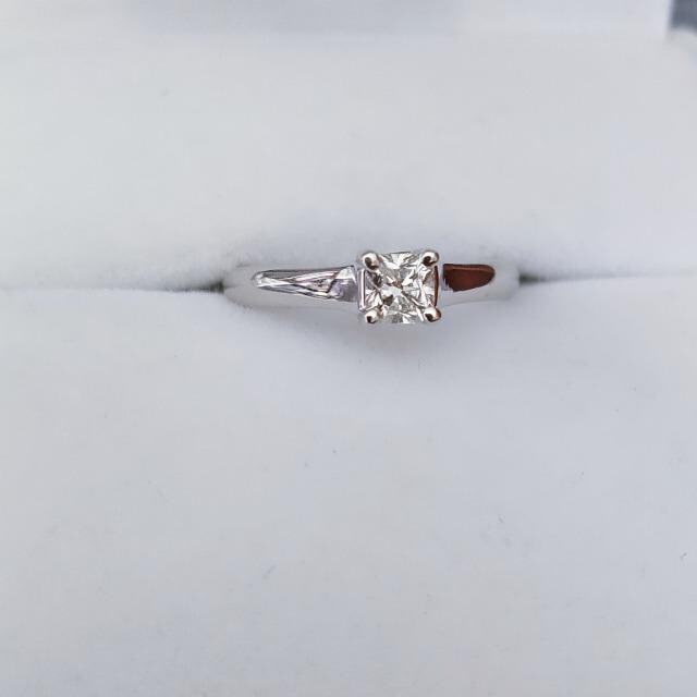 最先端 ティファニー ダイヤモンド ルシダ リング Pt950 0.25ct VVS-1