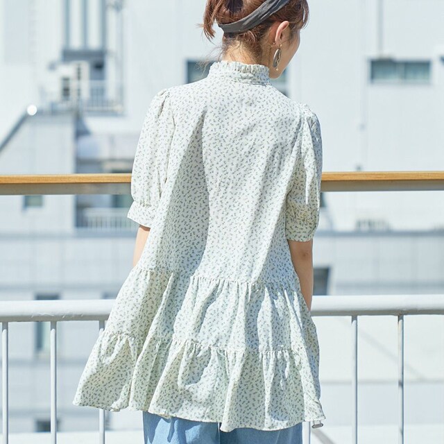 Nice Claup アソートチュニックブラウス 花柄 女性ファッション 新品 中古のオークション モバオク Nice Claup アソートチュニックブラウス 花柄 女性ファッション 新品 中古のオークション モバオク