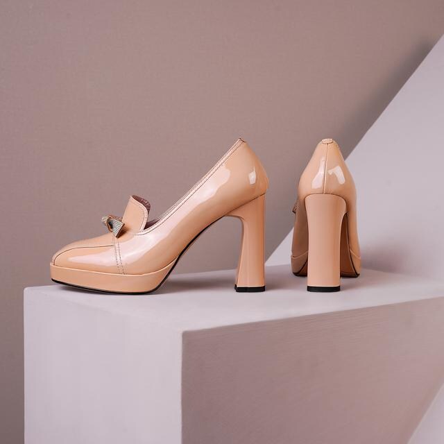 エナメルハラコレザー可愛いリボン付ハイヒールパンプス子牛革靴 女性ファッション 新品 中古のオークション モバオク No エナメルハラコレザー可愛いリボン付ハイヒールパンプス子牛革靴 女性ファッション 新品 中古のオークション モバオク No
