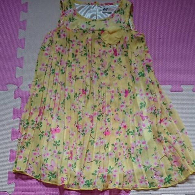 H M 花柄ワンピース Size100 エイチアンドエム H M 新品 中古のオークション モバオク H M 花柄ワンピース Size100 エイチアンドエム H M 新品 中古のオークション モバオク