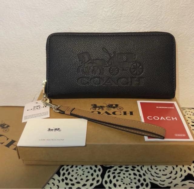 新作　コーチCOACH 馬車ロゴ 長財布 ストラップ付 ラウンドジップ ウォレット　ブラック
