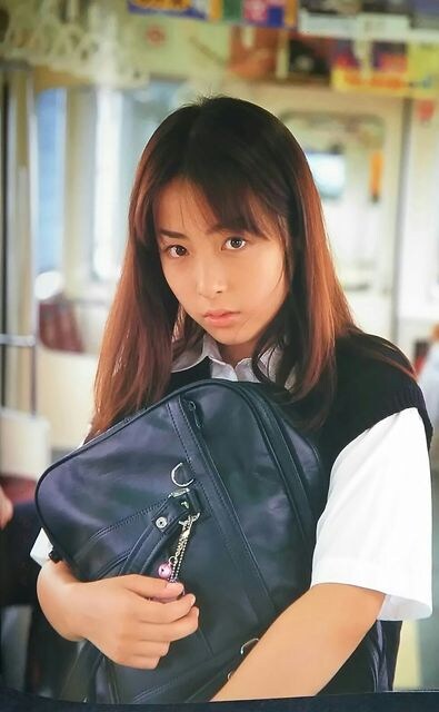 上原あやか 写真集 新品 中古のオークション モバオク 上原あやか 写真集 新品 中古のオークション モバオク
