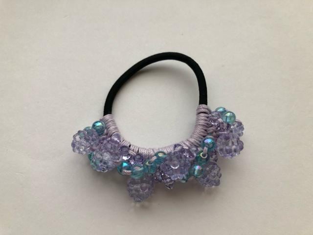 ハンドメイド ヘアゴム こんぺいとう キラキラビーズ盛り盛り 女性ファッション 新品 中古のオークション モバオク