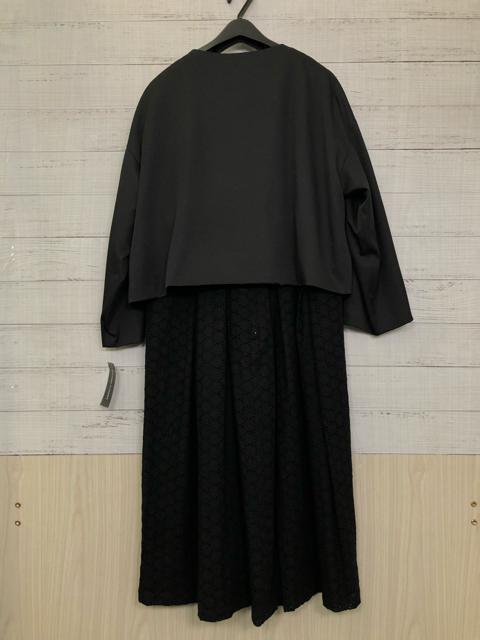 33%割引2XL(3L)売り切れ必至! 新品☆3L♪黒系♪ナチュラルふんわり 送料無料について 新品☆3L♪黒系♪ナチュラルふんわりフォーマルスーツ・アンサンブル☆f773 スカートスーツ上下