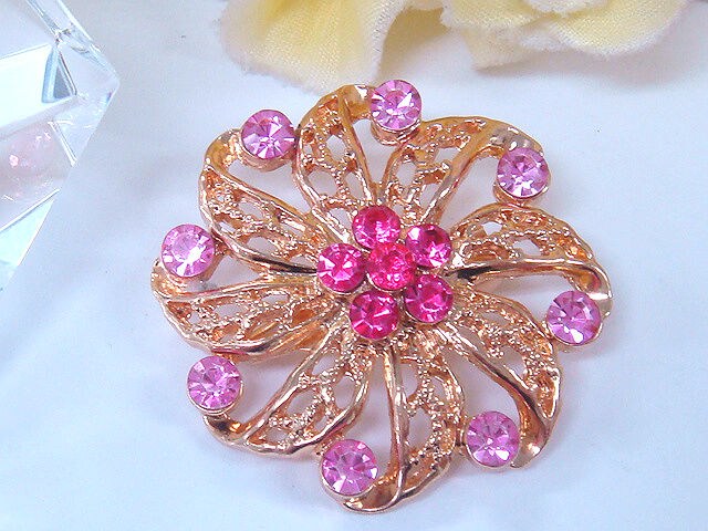 小さめgold可愛いお花ブローチ ピンク 新品 中古のオークション モバオク 小さめgold可愛いお花ブローチ ピンク 新品 中古のオークション モバオク