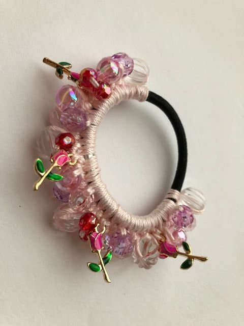 ハンドメイド ヘアゴム キラキラビーズ チューリップ盛り盛り 女性ファッション 新品 中古のオークション モバオク