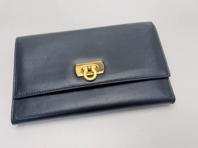 D548 美品☆ サルヴァトーレ フェラガモ 三つ折り 財布 ブラック