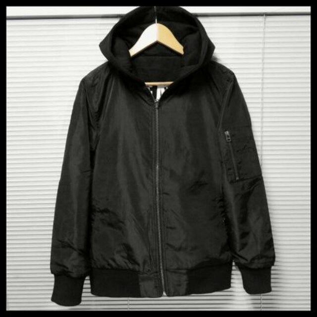 Growth リバーシブルma 1 ジップパーカー Blk M 男性ファッション 新品 中古のオークション モバオク No Growth リバーシブルma 1 ジップパーカー Blk M 男性ファッション 新品 中古のオークション モバオク No