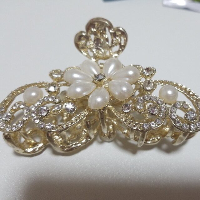 キラキラ パール 髪留め 女性アクセサリー 時計 新品 中古のオークション モバオク No キラキラ パール 髪留め 女性アクセサリー 時計 新品 中古のオークション モバオク No