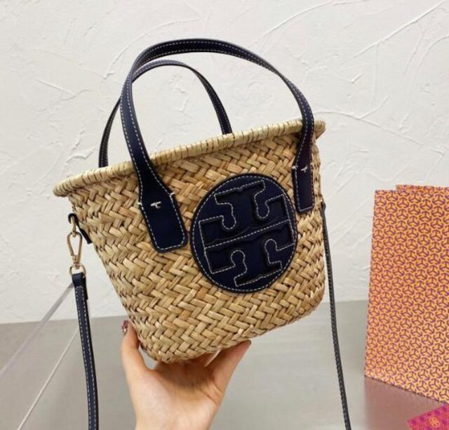 新品未使用 トリーバーチ TORY BURCH マイクロバスケット かごバッグ エラ ストロー カゴバック バスケット ネイビー | トリーバーチ/Tory Burch | 新品・中古のオークション モバオク | 【No.524930358】 新品未使用 トリーバーチ TORY BURCH マイクロバスケット かごバッグ エラ ストロー カゴバック バスケット ネイビー | トリーバーチ/Tory Burch | 新品・中古のオークション モバオク | 【No.524930358】