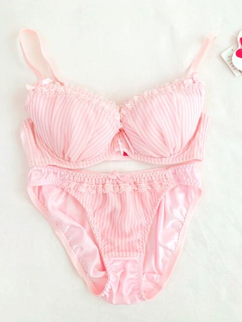 ピーチジョン ブラジャー パンティ セット ピンク ピーチジョン Pj 新品 中古のオークション モバオク No ピーチジョン ブラジャー パンティ セット ピンク ピーチジョン Pj 新品 中古のオークション モバオク No