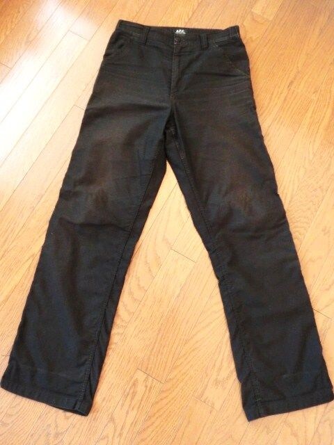A P C アーペーセー コットンパンツ フランス製 Riri ファスナー ブラック Xs メンズ アーペーセー A P C 新品 中古のオークション モバオク A P C アーペーセー コットンパンツ フランス製 Riri ファスナー ブラック Xs メンズ アーペーセー A P C 新品 中古のオークション モバオク