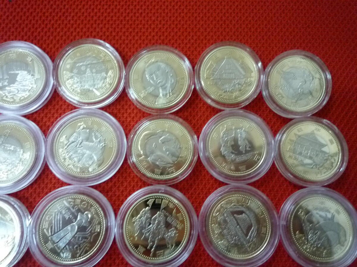地方自治法施行60周年記念貨幣 パイカラークラッド貨(500円硬貨 日本最激安 地方自治法施行60周年記念硬貨 500円 旧貨幣/金貨/銀貨/記念硬貨
