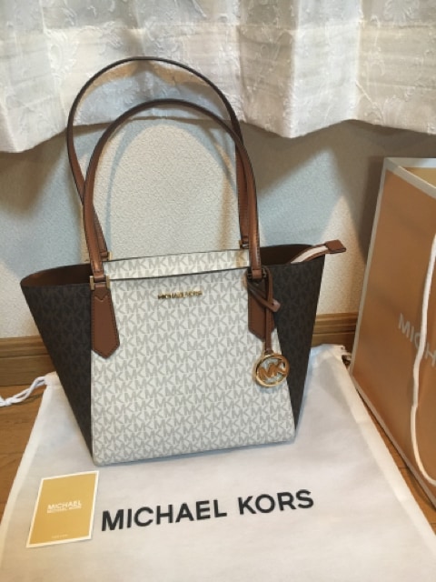 MICHAEL KORSマイケルコース ショルダーバッグ | マイケルコース オンラインストア入荷 【新品】MICHAEL KORSマイケルコースバッグ ハンドバッグ