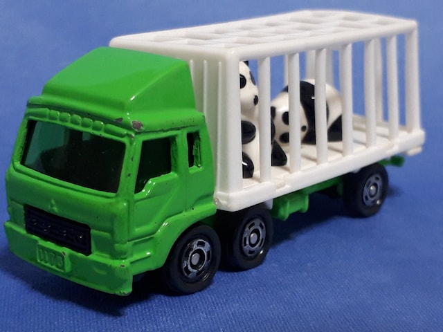絶版トミカno 76 三菱ふそう 動物運搬車 パンダ 新品 中古のオークション モバオク