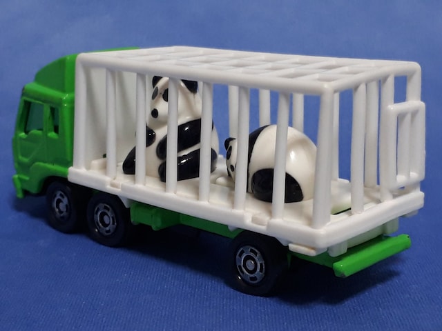 絶版トミカno 76 三菱ふそう 動物運搬車 パンダ 新品 中古のオークション モバオク