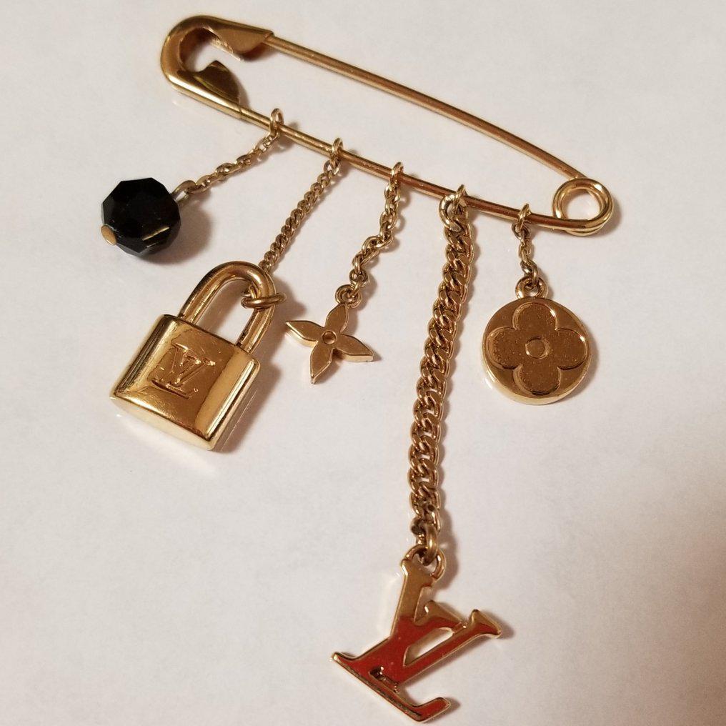 初売り】 ルイヴィトン ブロッシュ エバングル ヌリス ブローチ ブローチ/コサージュ アクセサリー-WWW.MARENGOEF.COM 初売り】 ルイヴィトン ブロッシュ エバングル ヌリス ブローチ ブローチ/コサージュ アクセサリー-WWW.MARENGOEF.COM