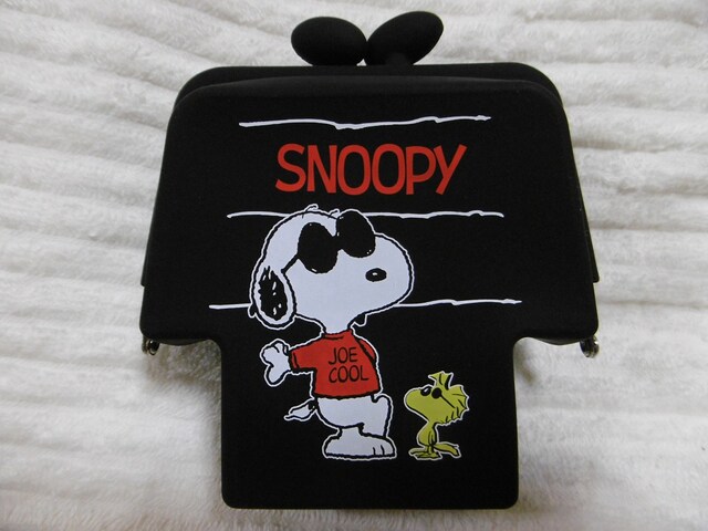 スヌーピー シリコンがま口 アニメ コミック キャラクター 新品 中古のオークション モバオク No