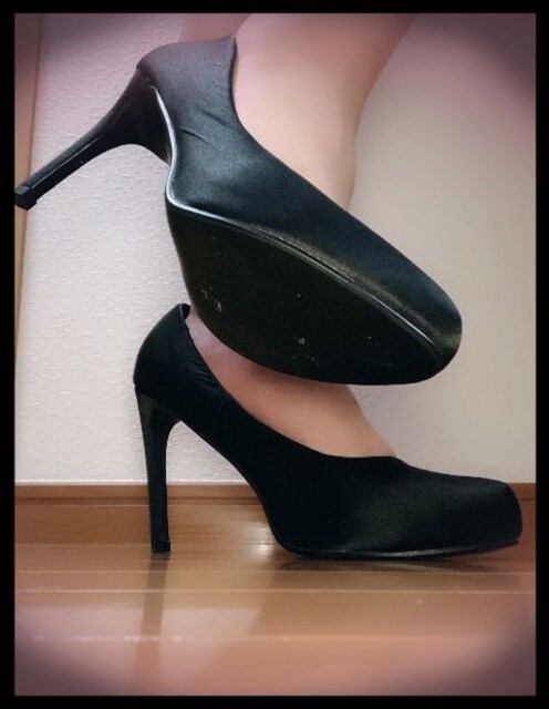 艶サテン高ヒールパンプス ピンヒール踵踏み 新品 中古のオークション モバオク 艶サテン高ヒールパンプス ピンヒール踵踏み 新品 中古のオークション モバオク