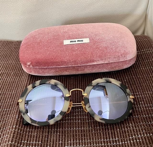 MIUMIU 鏡サングラス - whirledpies.com MIUMIU 鏡サングラス - whirledpies.com