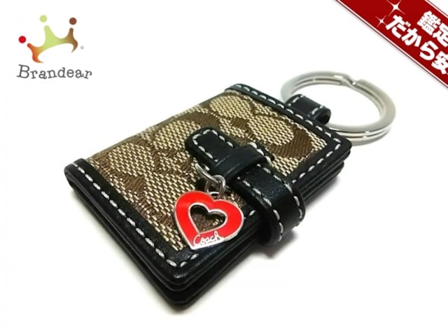 Coach コーチ キーホルダー チャーム 美品 カーキ 黒 レッド フォトケース ハート 新品 中古のオークション モバオク Coach コーチ キーホルダー チャーム 美品 カーキ 黒 レッド フォトケース ハート 新品 中古のオークション モバオク