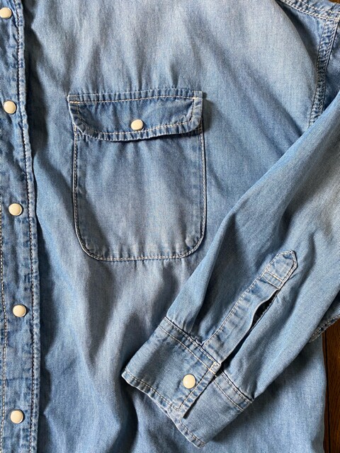 Azul By Moussy ビッグシルエットデニムシャツ 美品 アズールバイマウジー Azul By Moussy 新品 中古のオークション モバオク Azul By Moussy ビッグシルエットデニムシャツ 美品 アズールバイマウジー Azul By Moussy 新品 中古のオークション モバオク