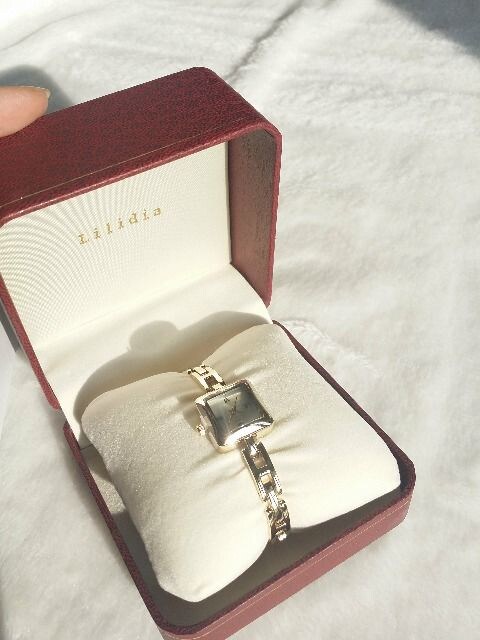 Lilidiaノベルティ腕時計新品中根麗子rienda 新品 中古のオークション モバオク