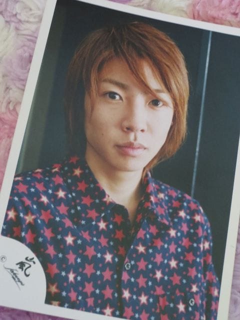 嵐 公式 相葉雅紀 星柄のシャツが可愛い 茶髪 嵐ロゴ 新品 中古のオークション モバオク 嵐 公式 相葉雅紀 星柄のシャツが可愛い 茶髪 嵐ロゴ 新品 中古のオークション モバオク